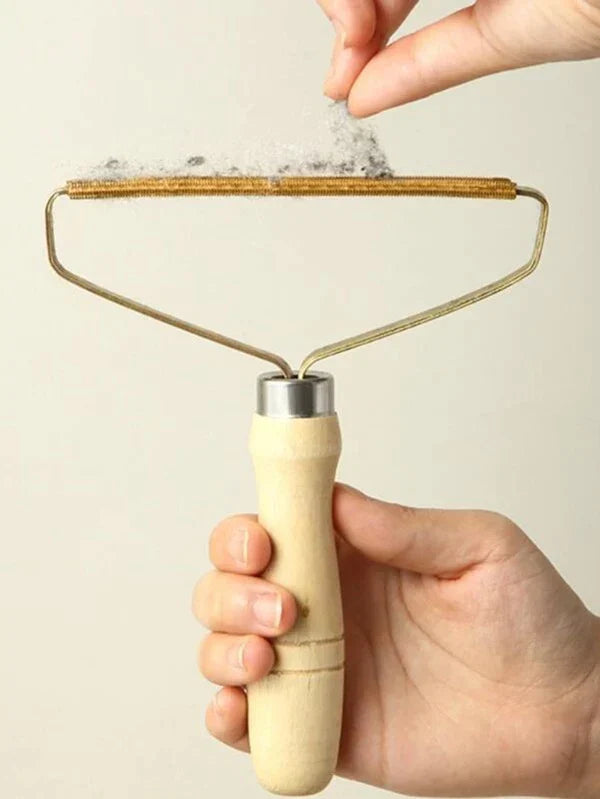 The Loyal Companions: Hair Remover
